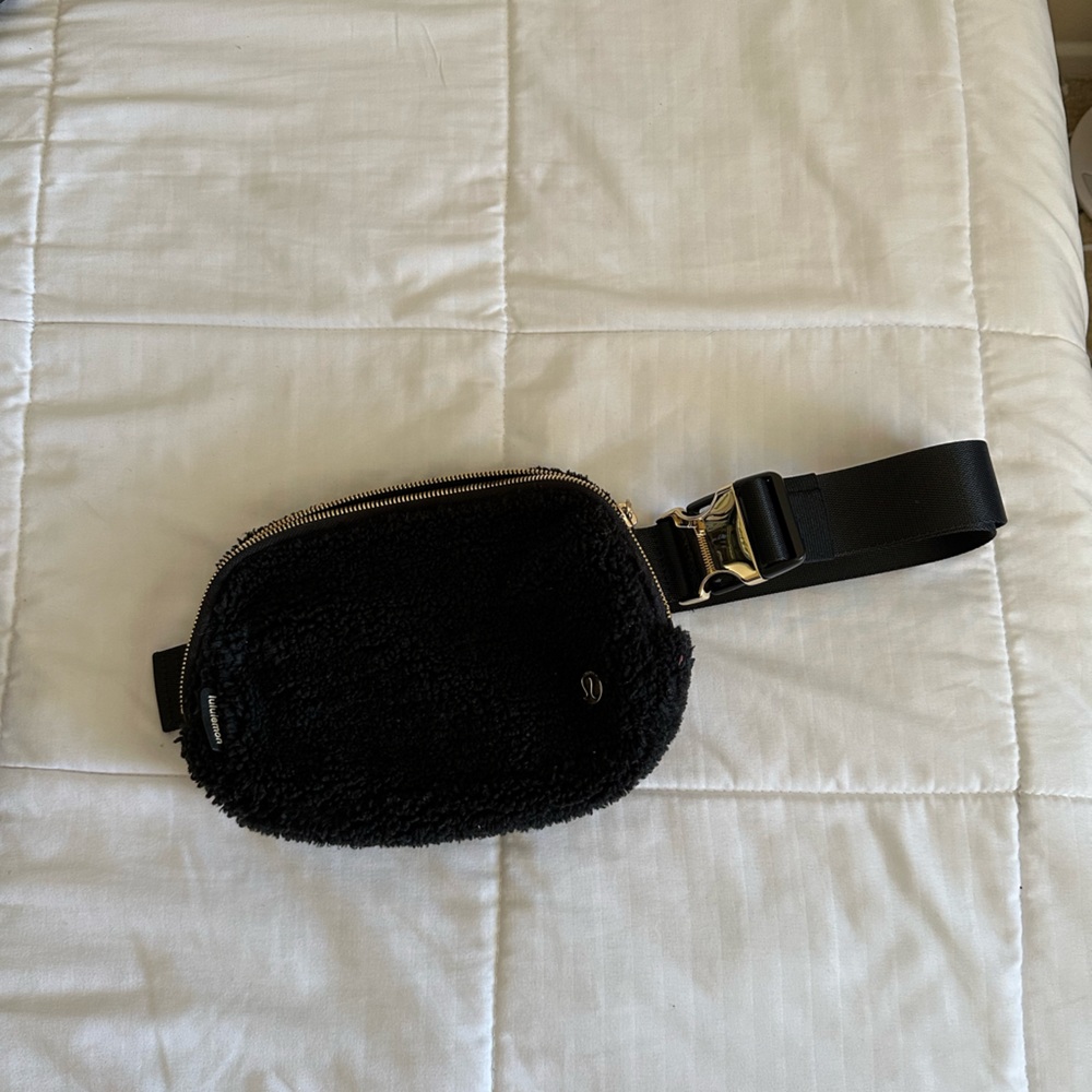 Lululemon Fleece Belt Bag